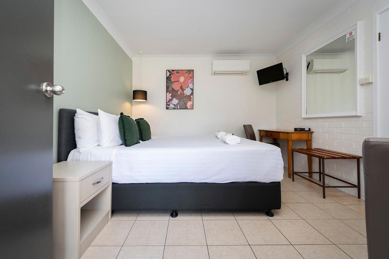 Fern Bay Motel Экстерьер фото