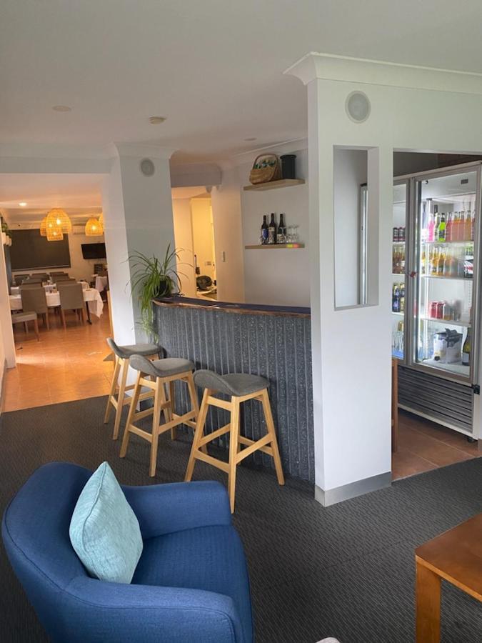 Fern Bay Motel Экстерьер фото