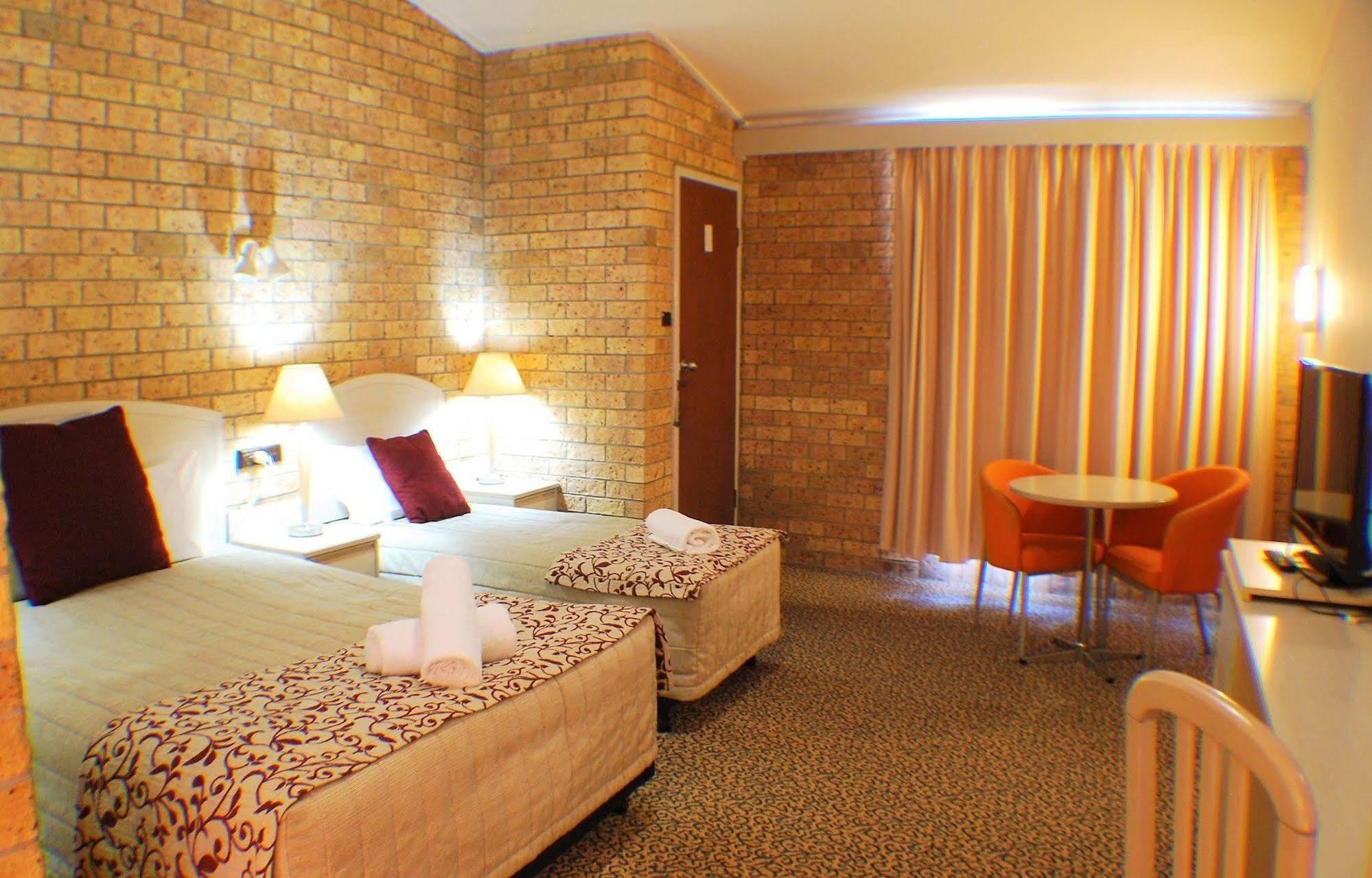 Fern Bay Motel Экстерьер фото